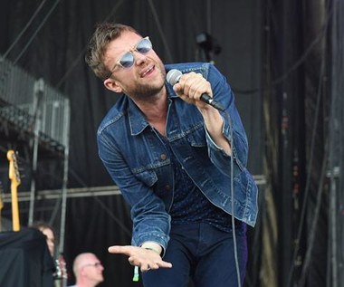 Blur "There Are Too Many Of Us": Damon i spółka w formie