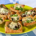 domowe przekąski Błyskawiczna przekąska z ciasta francuskiego. Podasz na imprezie lub na kolację