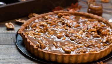 ​Błyskawiczna tarta, którą zrobisz z tym, co akurat masz w lodówce. Idealna do niedzielnej kawy
