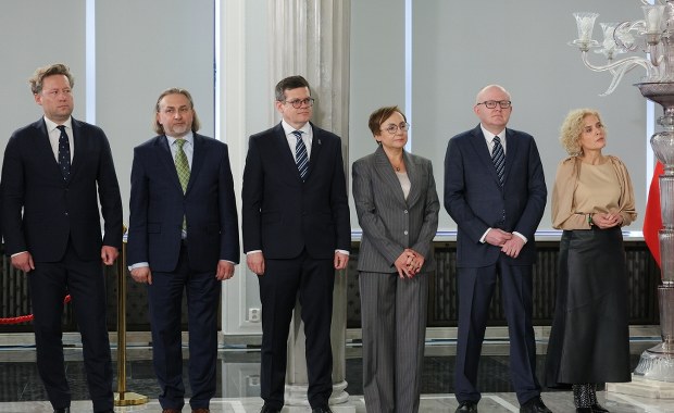 Błyskawiczne ślubowanie sędziów Trybunału Konstytucyjnego. Prezydent się nie zjawił