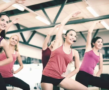 Błyskawiczne spalanie kalorii i forma w parę tygodni. Fitness na sprężynach, czyli Kangoo Jumps