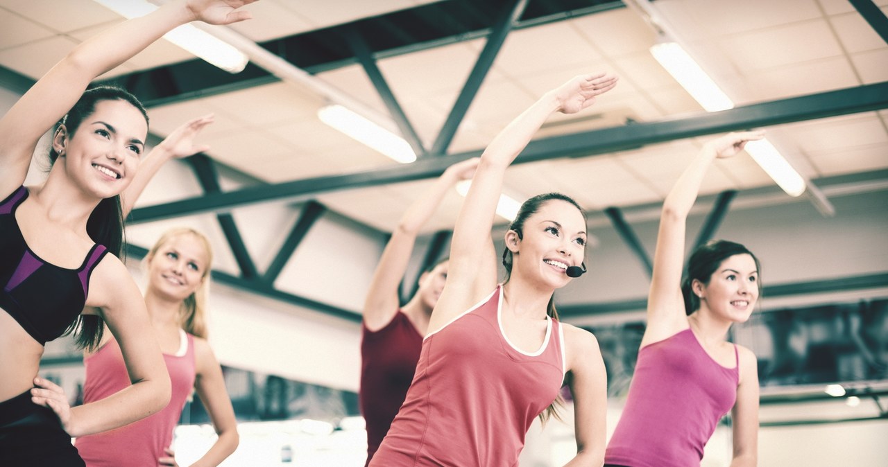 Błyskawiczne spalanie kalorii i świetna zabawa. Kangoo Jumps to najskuteczniejszy fitness /123RF/PICSEL
