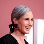 Błyskawiczny efekt "wow"! Te 5 dodatków do włosów to sekret eleganckiej fryzury w 3 minuty