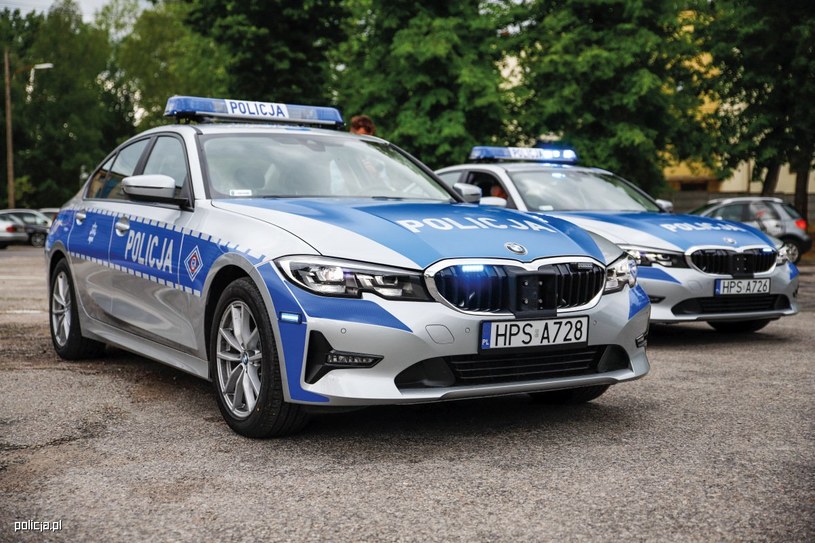BMW 320i /Policja
