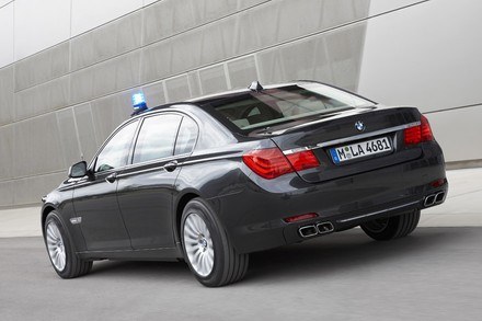 BMW 7 VR 7 /Informacja prasowa