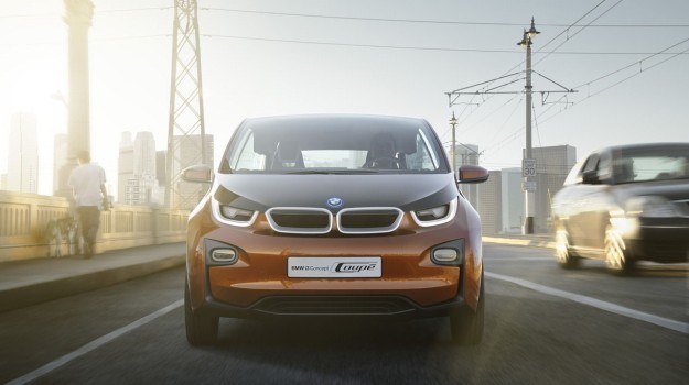 BMW i3 Concept Coupe to 3-drzwiowe wcielenie prototypu i3, pokazanego podczas tegorocznych targów w Paryżu. /BMW