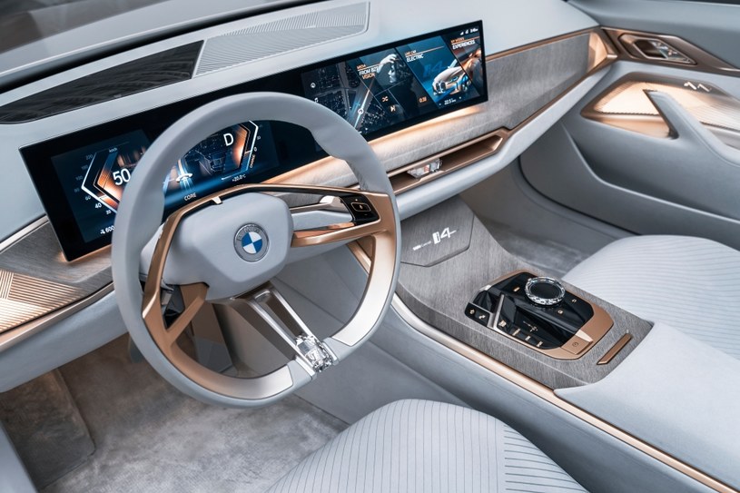 BMW i4 Concept /BMW