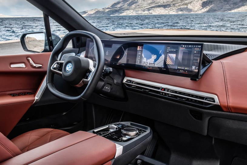 BMW iX xDrive50 /Informacja prasowa