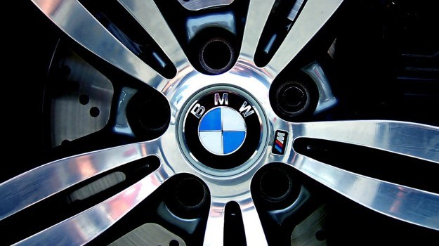 BMW jest obecnie najpopularniejszym producentem aut premium na świecie. /BMW