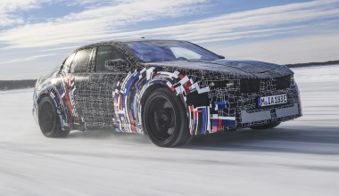 BMW M Neue Klasse. 4 "supermózgi", 4 silniki i możliwość zmiany biegów