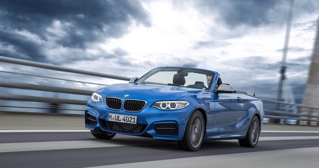 BMW M235i Convertible (2015) /BMW