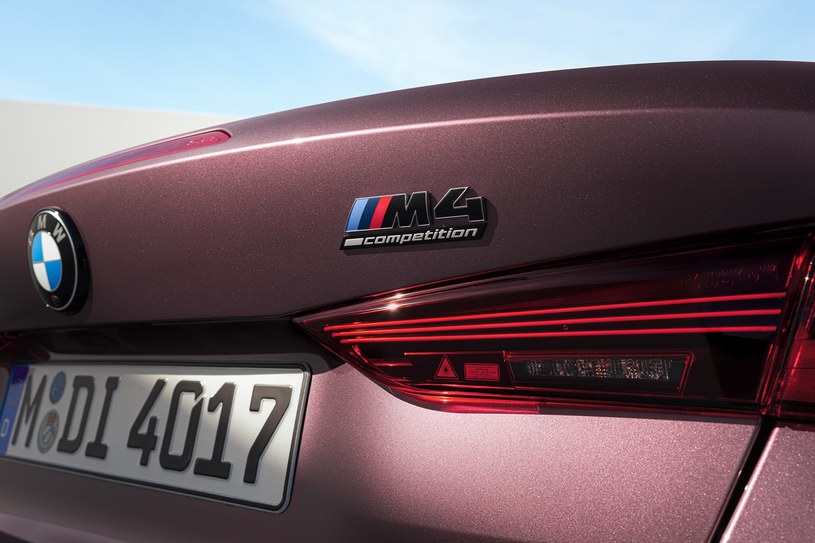 BMW M4 występuje zarówno w odmianie Coupe, jak i Convertible. Topowy wariant oferuje teraz moc 530 KM /BMW /materiały prasowe