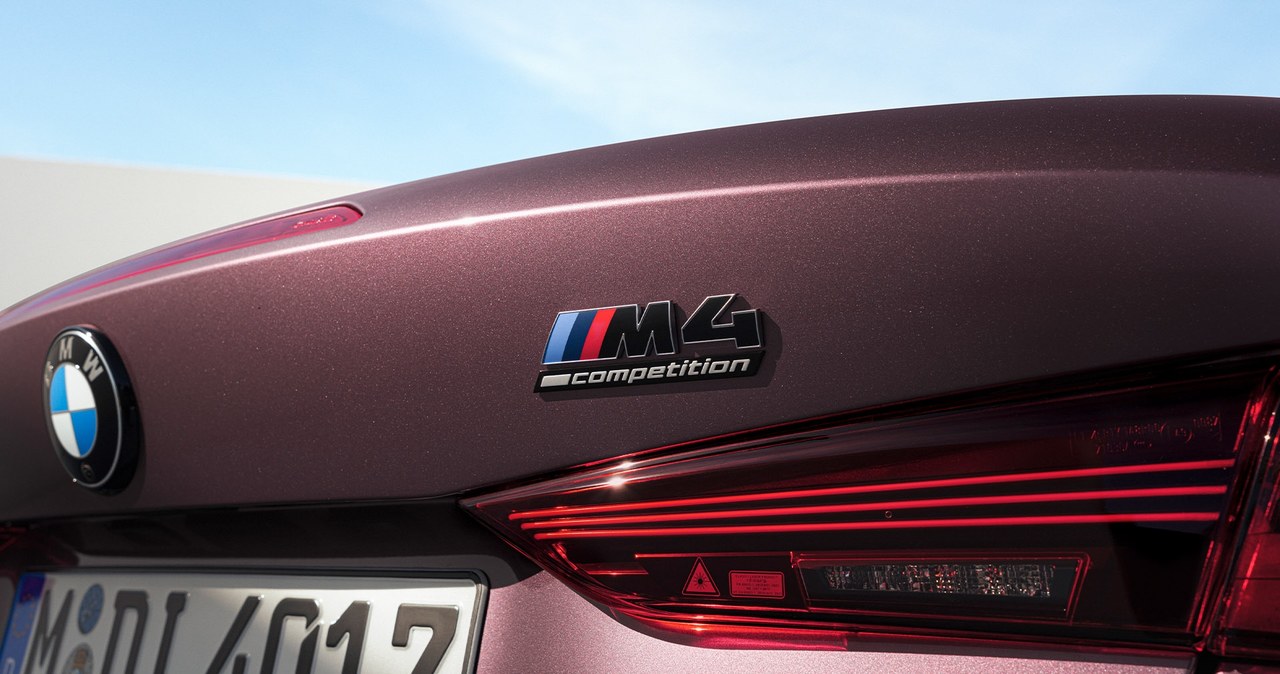 BMW M4 występuje zarówno w odmianie Coupe, jak i Convertible. Topowy wariant oferuje teraz moc 530 KM /BMW /materiały prasowe