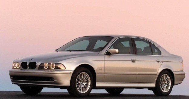 BMW serii 5 E39 /Informacja prasowa