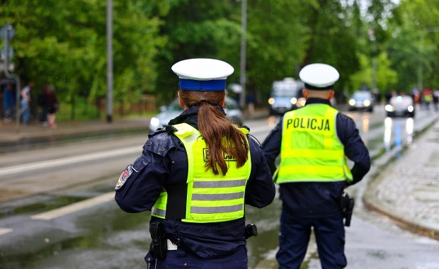 BMW uderzyło w sześć aut. Groźna kolizja w Warszawie