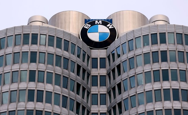 BMW wzywa do serwisu setki tysięcy kierowców. Chodzi o ryzyko pożaru