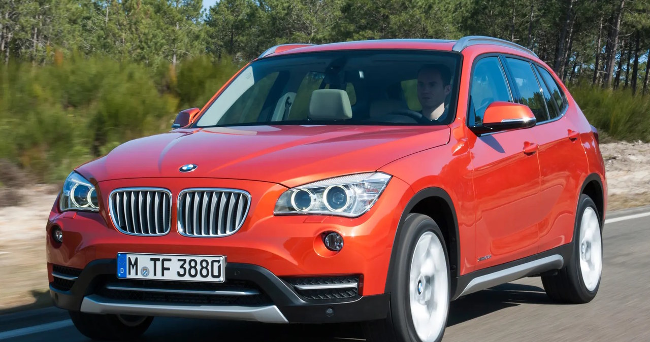 BMW X1 generacji E84 to bardziej podwyższone kombi niż pełnokrwisty SUV /Informacja prasowa