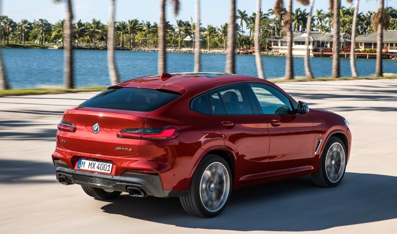 BMW X4 M40d /BMW