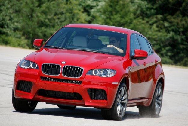 BMW X6 M. Czy takie auto może palić mało? /Informacja prasowa
