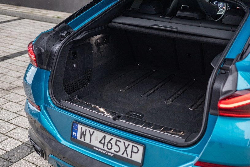 BMW X6 ma bagażnik o pojemności 580 l /Karol Tynka /INTERIA.PL