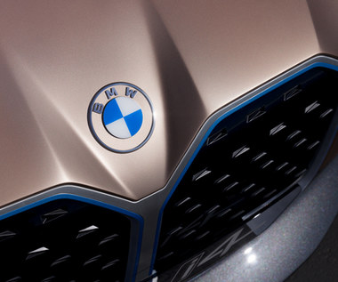 BMW zmienia logo! Robi lepsze wrażenie?