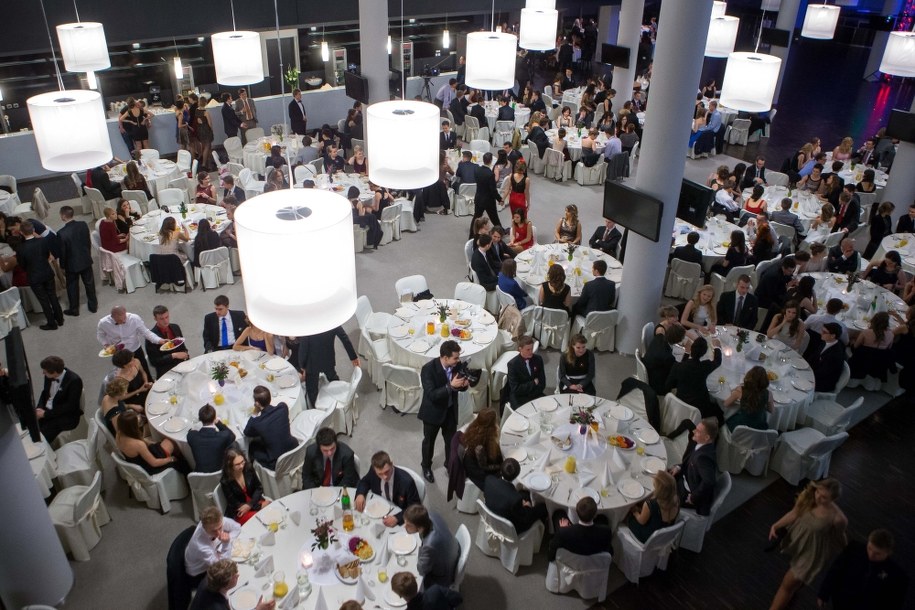 Studniówkowa znieczulica