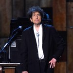 Bob Dylan przesłał mowę noblowską, dostanie pieniądze z nagrody