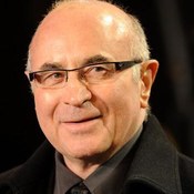 Bob Hoskins