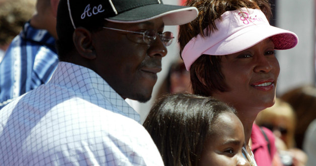 Bobby Brown, Whitney Houston i ich córka w 2004 roku tworzyli szczęśliwą rodzinę /Frazer Harrison /Getty Images