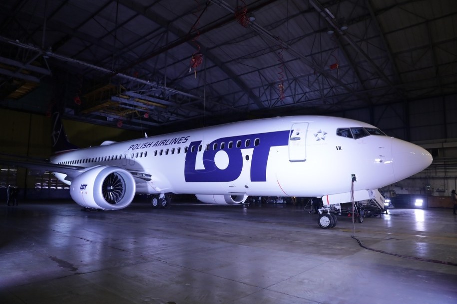 Boeing 737 MAX 8 we flocie LOT / 	Tomasz Gzell    /PAP