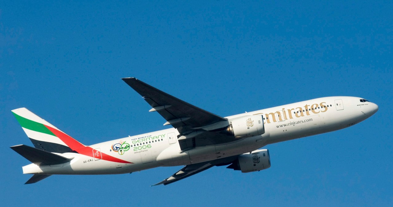 Boeing 777-200 w barwach linii Emirates. /Flight Collection / Topfoto / Forum /Agencja FORUM