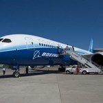 Boeing 787 Dreamliner z ekranami LCD Sharp