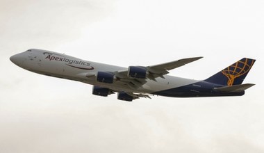 Boeing czy Airbus. Kto produkuje największy samolot pasażerski?