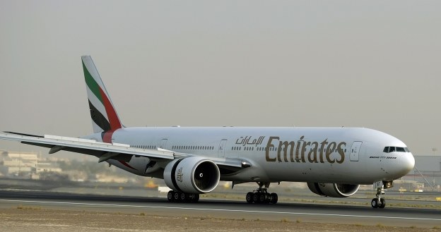 Boeinga 777-300ER linii Emirates /AFP