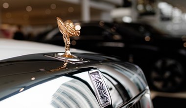 Bogaci się bogacą. Rolls-Royce celebruje sprzedażowy sukces