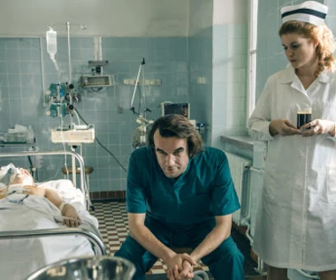 "Bogowie": Film, który podbił serca Polaków! Tomasz Kot jako Zbigniew Religa. Buntownik czy szaleniec?