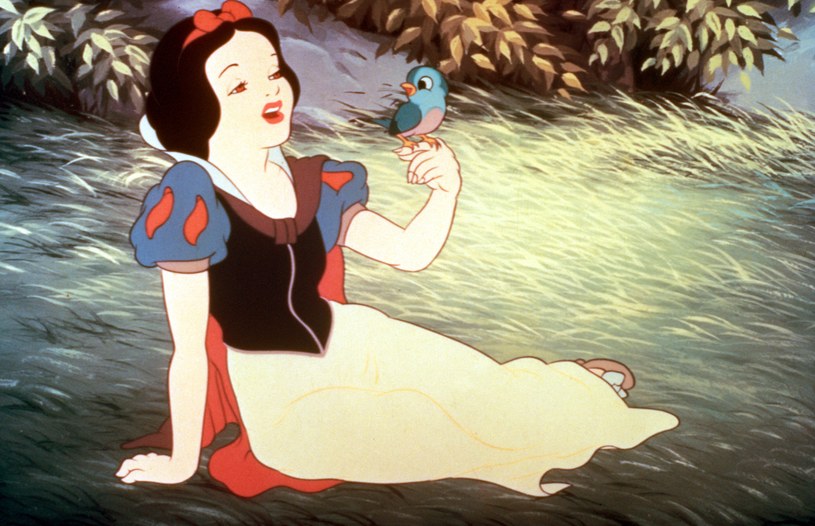Bohaterka filmu Disneya "Królewna Śnieżka i siedmiu krasnoludków" (1937) /screen /materiały prasowe