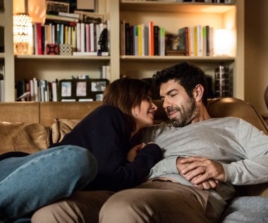 - Bohaterowie filmu, Andrea i Sofia, to ludzie z problemami. Zamiana ciał jeszcze pogarsza ich sytuację. Ostatecznie okazuje się jednak, że nie ma tego złego, co by na dobre nie wyszło. Nowa sytuacja sprawia, że mają szansę zastanowić się nad sobą i ponownie odnaleźć to, co kiedyś ich łączyło: zrozumienie i miłość. Oboje zaczynają zdawać sobie sprawę, że nie są idealni i że jeśli się kogoś kocha, to trzeba być gotowym na poświęcenie i wybaczanie. W końcu są gotowi na prawdziwe życie: niepozbawione konfliktów, pełne ryzyka, ale spełnione - tłumaczy reżyser.