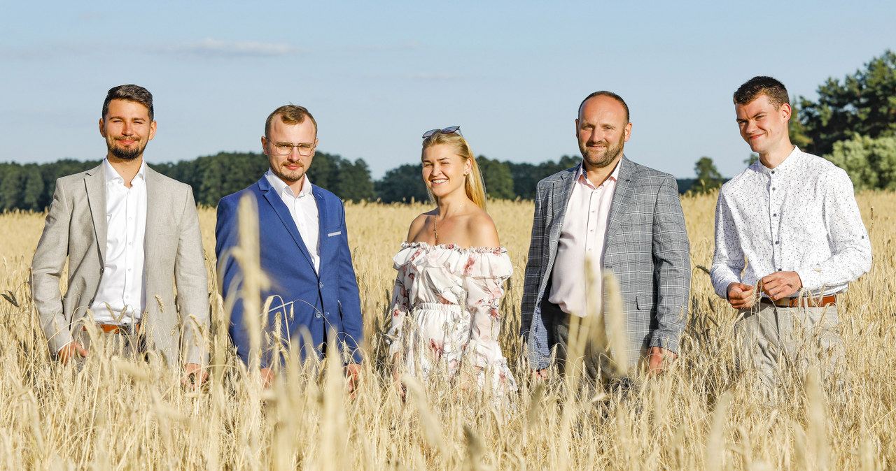 Bohaterowie nowej edycji "Rolnik szuka żony" /Gałązka /AKPA