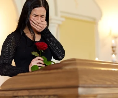 "Boimy się tego, co nieznane". Jak świadomość śmierci może uratować nasze życie, zamiast je odbierać?