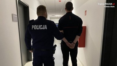 Bójka na przystanku autobusowym. 41-latek pchnięty nożem