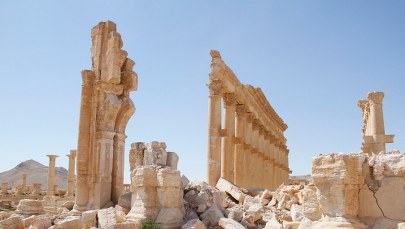 Bojownicy IS przejęli starożytną Palmirę