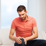 Ból kolana – kiedy powinien nas niepokoić?