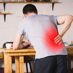 Ból nerek: Objawy, przyczyny, jak odróżnić od bólu pleców?