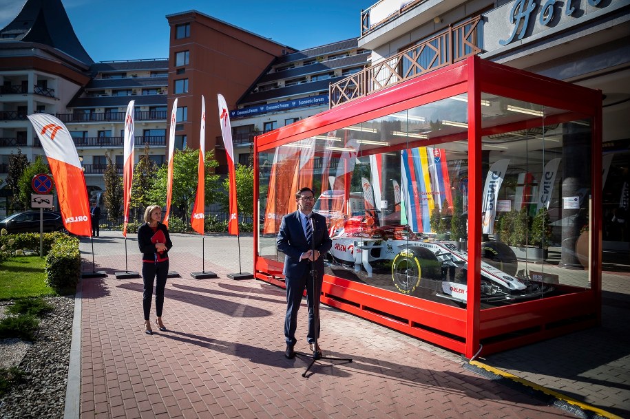 Bolid Alfa Romeo Racing Orlen rusza w podróż po Polsce /PKN Orlen /Materiały prasowe