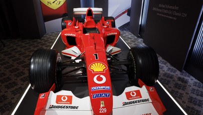 Bolid Michaela Schumachera z 2003 roku sprzedany za 13 mln franków