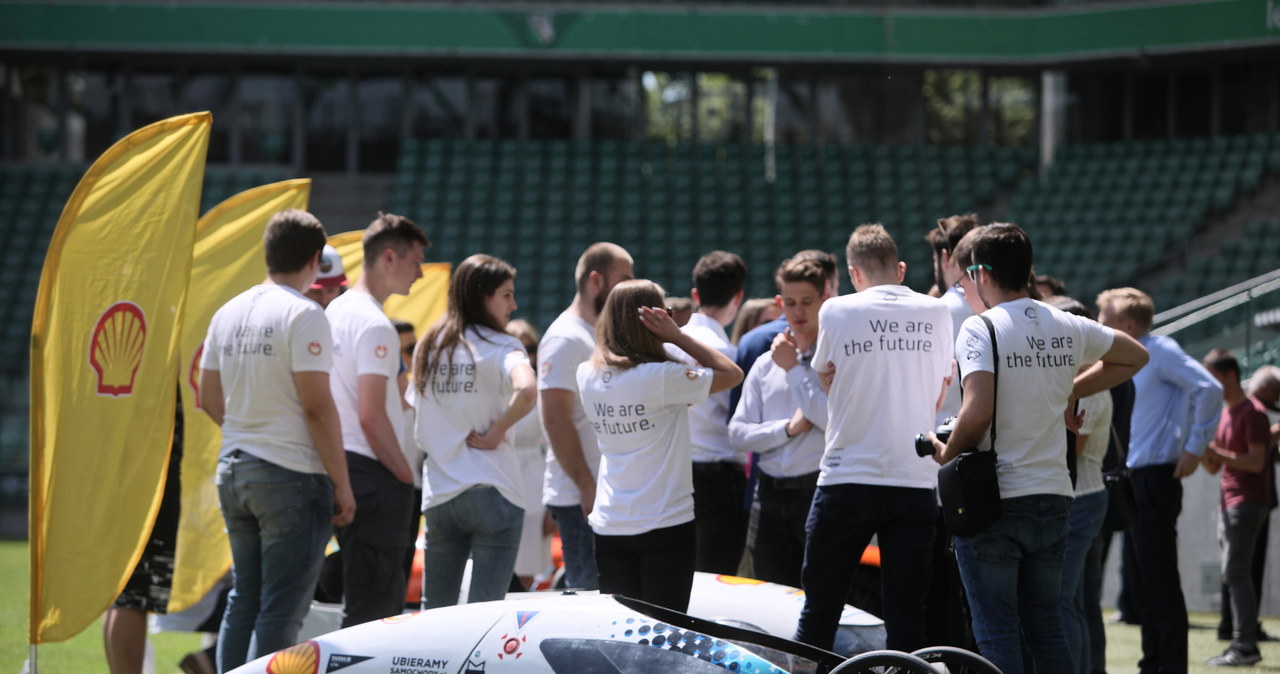 Bolidy uczestniczące w Shell Ecomarathon /Leszek Szymański /PAP