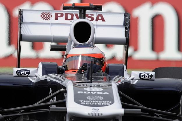 Bolidy Williamsa przez dwa lata napędzane będą silnikami Renault /AFP