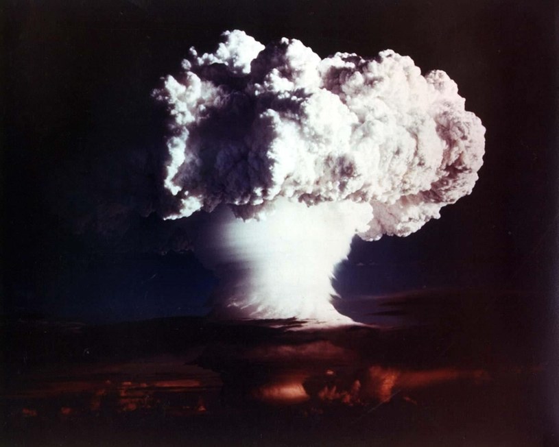 Bomba mezonowa może wytworzyć energię aż 8 razy większą od pojedynczego wybuchu bomby wodorowej /AFP