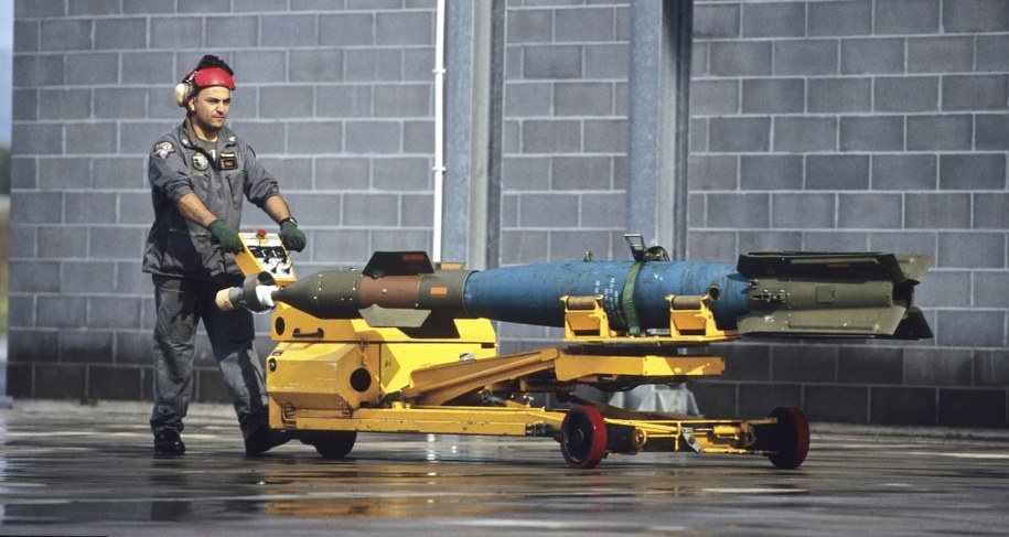 Bomba Paveway /MASSIMO BREGA, THE LIGHTHOUSE/Science Photo Library /East News